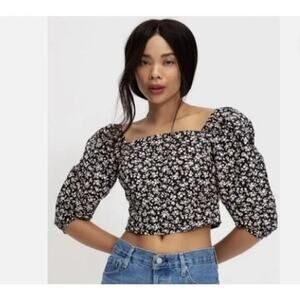 Levi's Small Yvie Smocked Top Black Floral Cottagecore